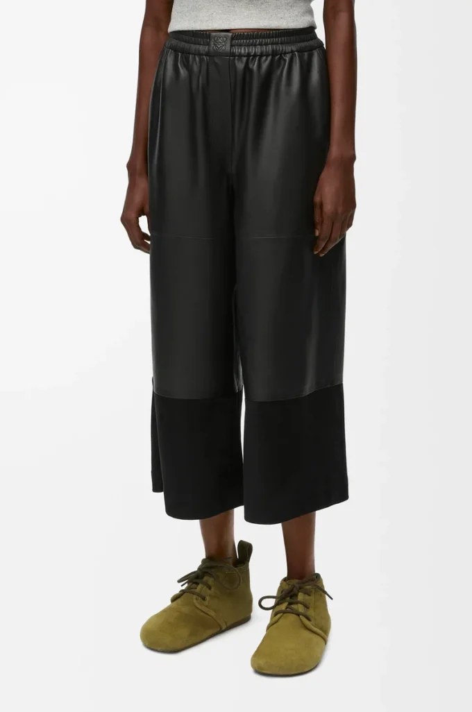 Kurze Hose aus Nappalammleder und Ziegenwildleder Schwarz