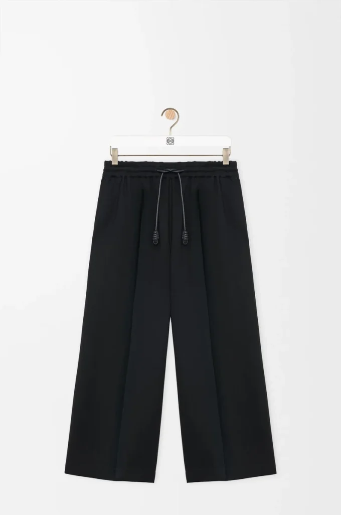 Kurze Hose aus Stretch-Viskose Schwarz