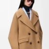 Kurzer Mantel aus Wolle in Camel