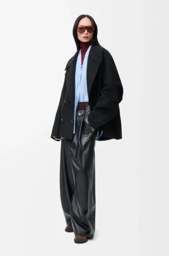 Kurzer Mantel aus Wolle Schwarz
