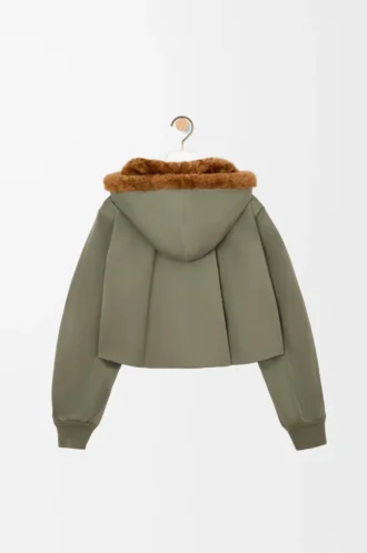 Kurzer Parka aus Baumwolle in Khaki-Grün