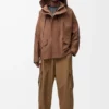 Kurzer Parka aus Funktionsbaumwolle in Toffee Kurzer Parka aus Funktionsbaumwolle in Toffee