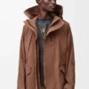Kurzer Parka aus Funktionsbaumwolle in Toffee Kurzer Parka aus Funktionsbaumwolle in Toffee