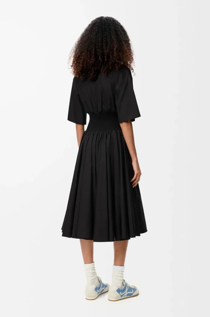 Kurzärmeliges Kleid aus Baumwolle Schwarz