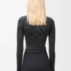 Langärmliges Oberteil aus technischem Jersey in Schwarz