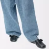 Loafer mit Knebelverschluss aus glänzendem, glattem Kalbsleder in Schwarz