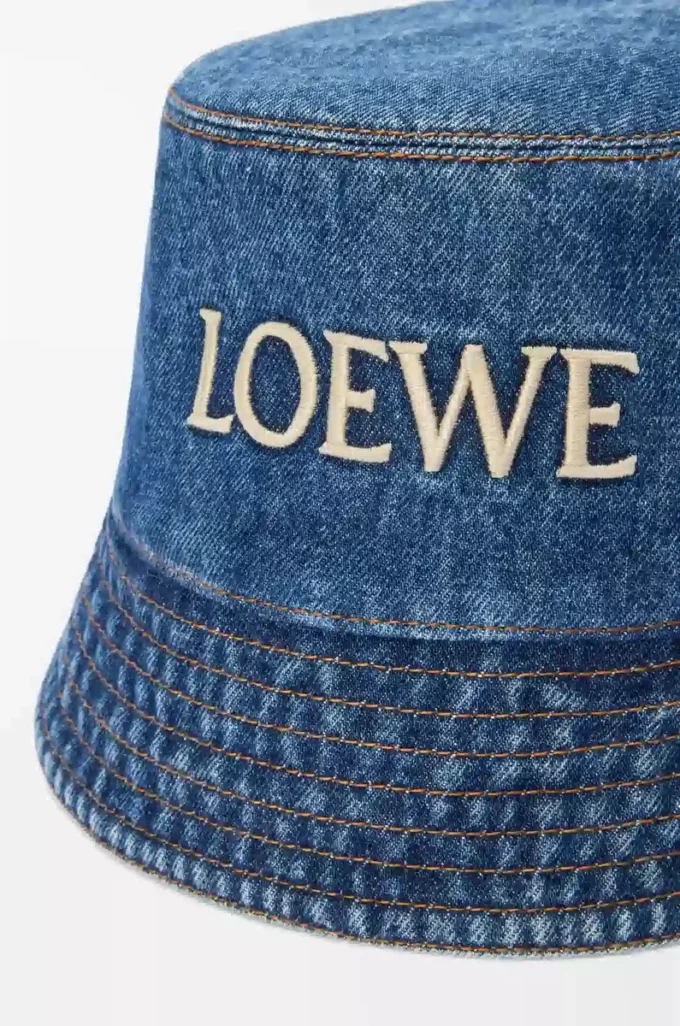 LOEWE Bucket Hat aus Denim in Denim Blue