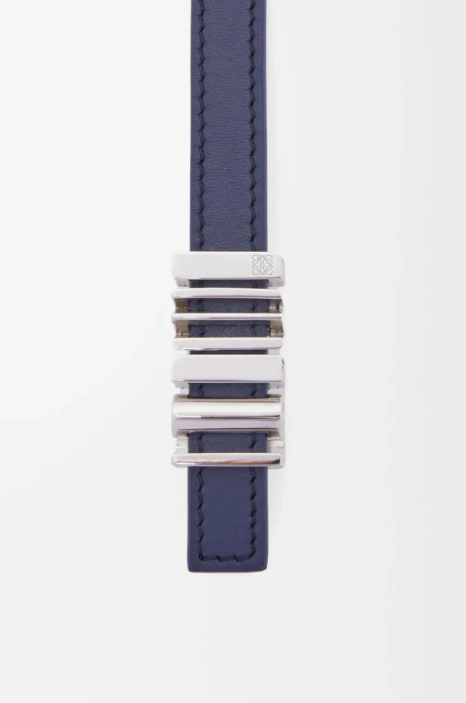 LOEWE Grafikgürtel aus klassischem Kalbsleder Abbys Blue/Palladio