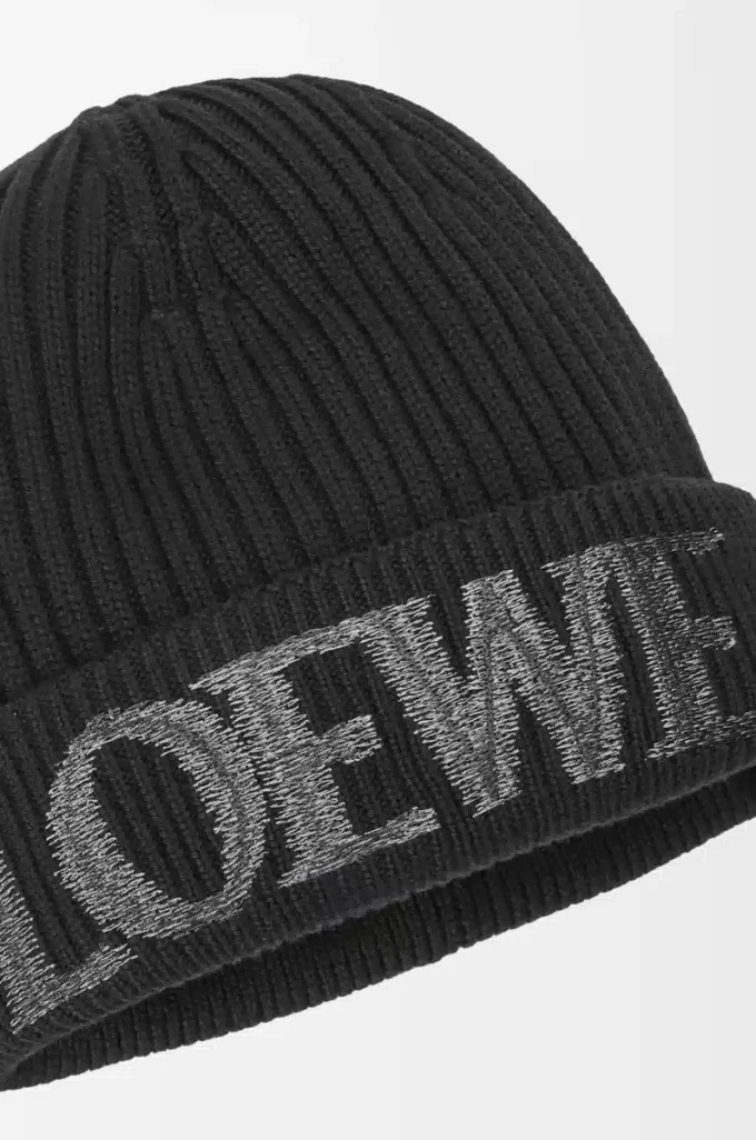 LOEWE Mütze aus Wolle in Schwarz