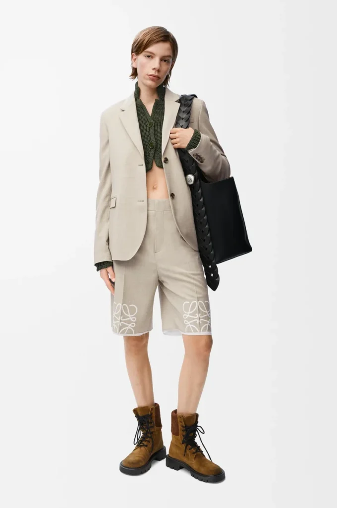 Maßgeschneiderte Jacke aus Wolle in Hellbeige Melange