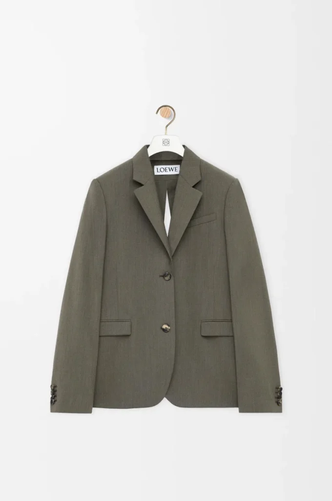 Maßgeschneiderte Jacke aus Wolle in Khaki-Grün