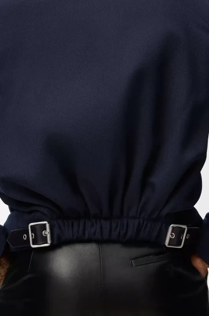 Maßgeschneiderte Jacke aus Wolle in Marineblau
