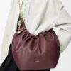 Medium Squeeze Tasche aus weichem Nappalammleder in Dunkelburgunder