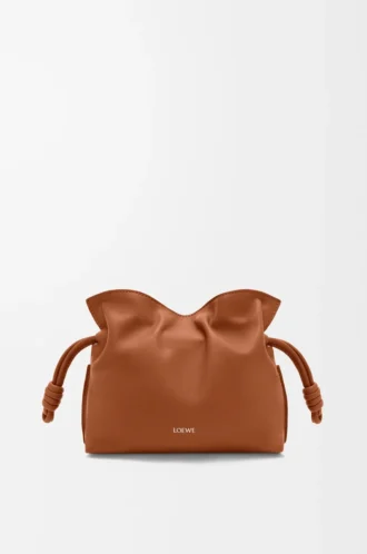 Mini-Clutch „Flamenco” aus Nappakalbsleder in Eichhörnchen
