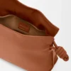 Mini-Clutch „Flamenco” aus Nappakalbsleder in Eichhörnchen
