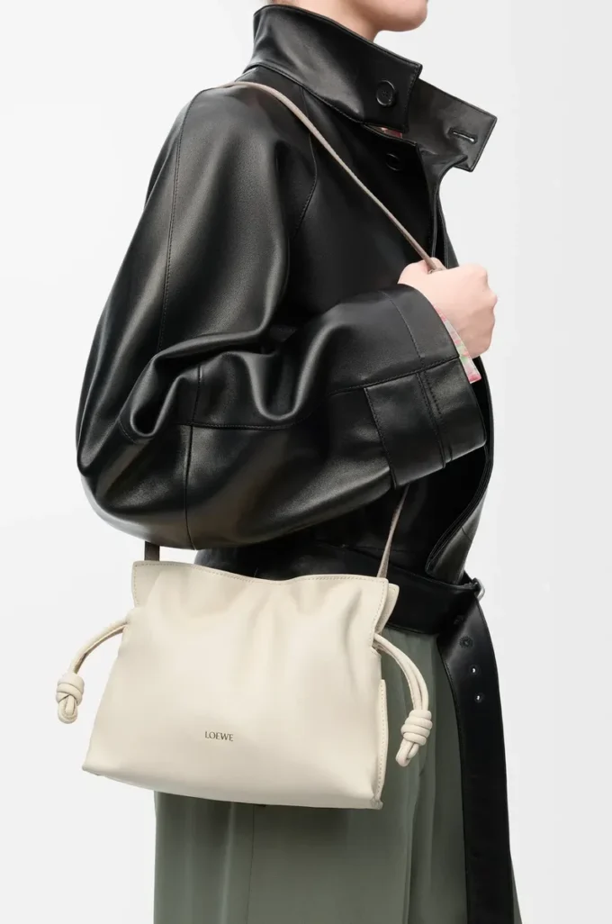 Mini-Clutch „Flamenco“ aus Nappakalbsleder in Sea Salt