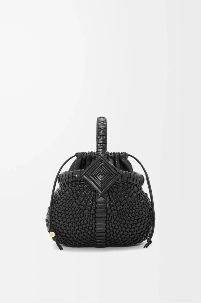 Mini Diamond Round Basket Tasche aus Kalbsleder Schwarz