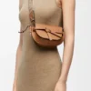 Mini Gate Dual Tasche aus weichem Kalbsleder und Jacquard Tan