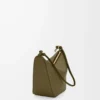 Mini Hammock Hobo aus klassischem Kalbsleder in Dark Khaki