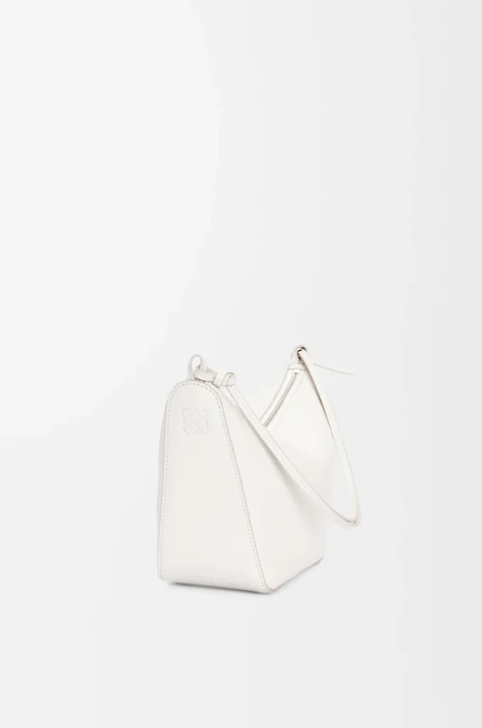 Mini Hammock Hobo aus klassischem Kalbsleder in Soft White