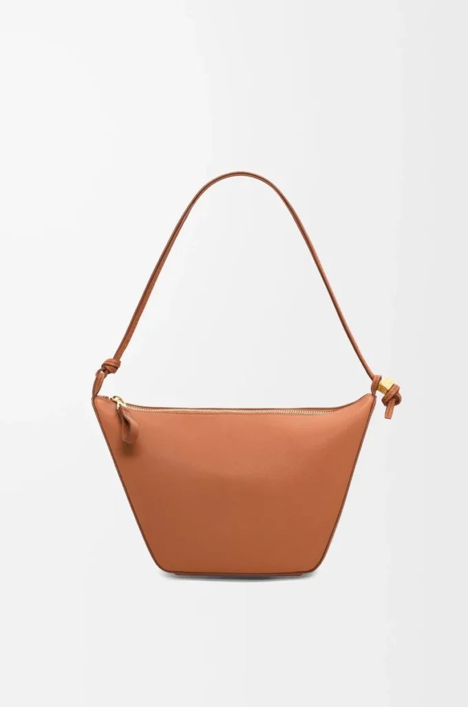 Mini Hammock Hobo aus klassischem Kalbsleder in Tan