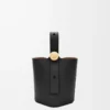Mini Pebble Beuteltasche aus glattem Kalbsleder in Schwarz