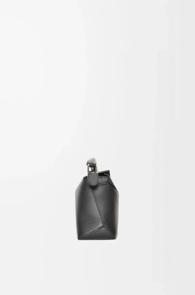 Mini Puzzle Edge Tasche aus klassischem Kalbsleder in Schwarz