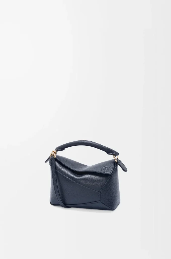 Mini Puzzle Edge Tasche aus weichem genarbtem Kalbsleder Deep Navy