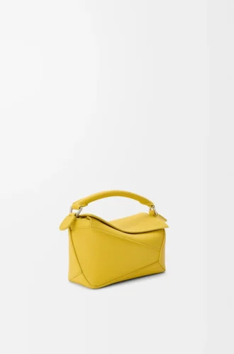 Mini Puzzle Edge Tasche aus weichem genarbtem Kalbsleder in Dandelion