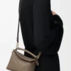 Mini Puzzle Edge Tasche aus weichem genarbtem Kalbsleder Taupe