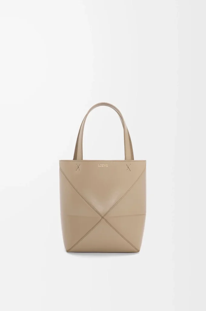 Mini Puzzle Fold Tote aus glänzendem Kalbsleder Sand