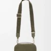 Mini-Umhängetasche für Kameras aus weichem genarbtem Kalbsleder in Khaki Green