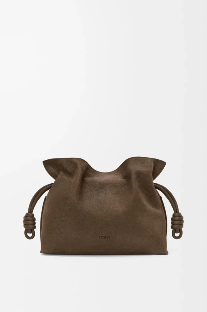 Mittlere Flamenco-Clutch aus genarbtem Nubukleder Tundra