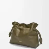 Mittlere Flamenco-Clutch aus Nappakalbsleder Dark Khaki