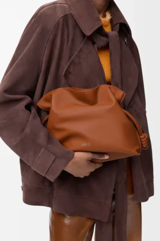 Mittlere Flamenco-Clutch aus Nappakalbsleder Eichhörnchen