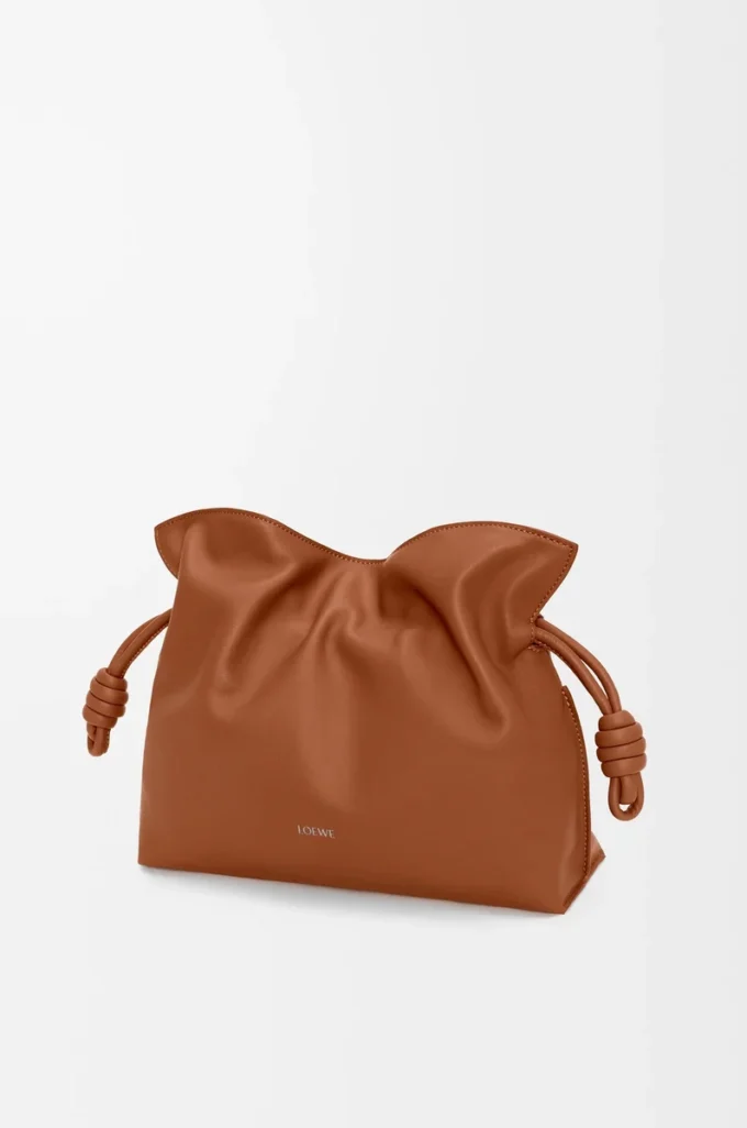 Mittlere Flamenco-Clutch aus Nappakalbsleder Eichhörnchen