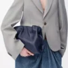 Mittlere Flamenco-Clutch aus Nappakalbsleder in Abyss Blue