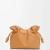 Mittlere Flamenco-Clutch aus Nappakalbsleder Warm Desert