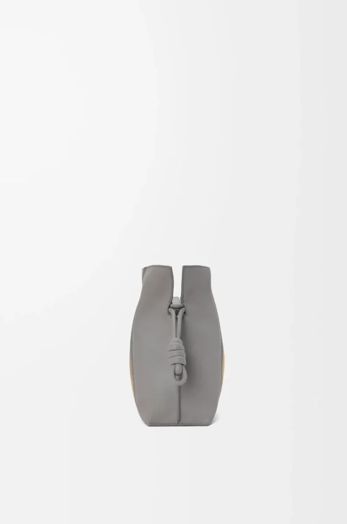 Mittlere Flamenco-Clutch Landscape aus Nappakalbsleder in Sparkling Grey/Butter