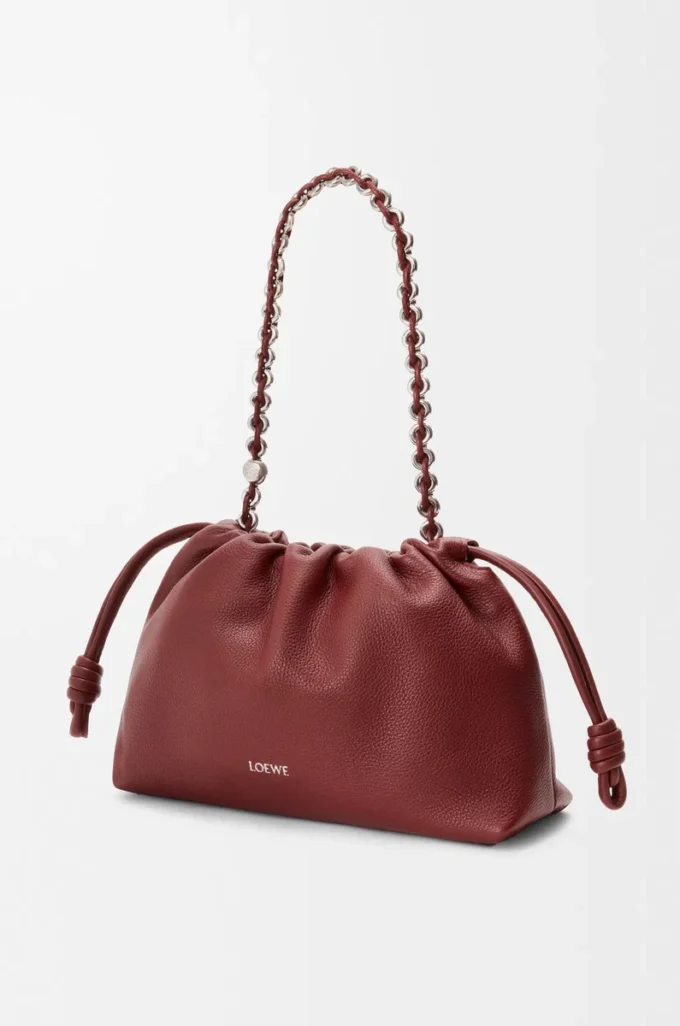Mittlere Flamenco-Handtasche aus feinnarbigem Kalbsleder Mahagoni
