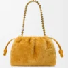 Mittlere Flamenco-Handtasche aus Lammfell Gelb
