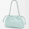 Mittlere Flamenco-Handtasche aus weichem Nappalammleder in Frozen