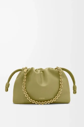 Mittlere Flamenco-Handtasche aus weichem Nappalammleder in Hellmoos