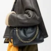 Mittlere Flamenco-Handtasche aus weichem Nappalammleder Schwarz