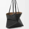Mittlere horizontale Puzzle Fold-Tasche aus weichem genarbtem Kalbsleder in Schwarz