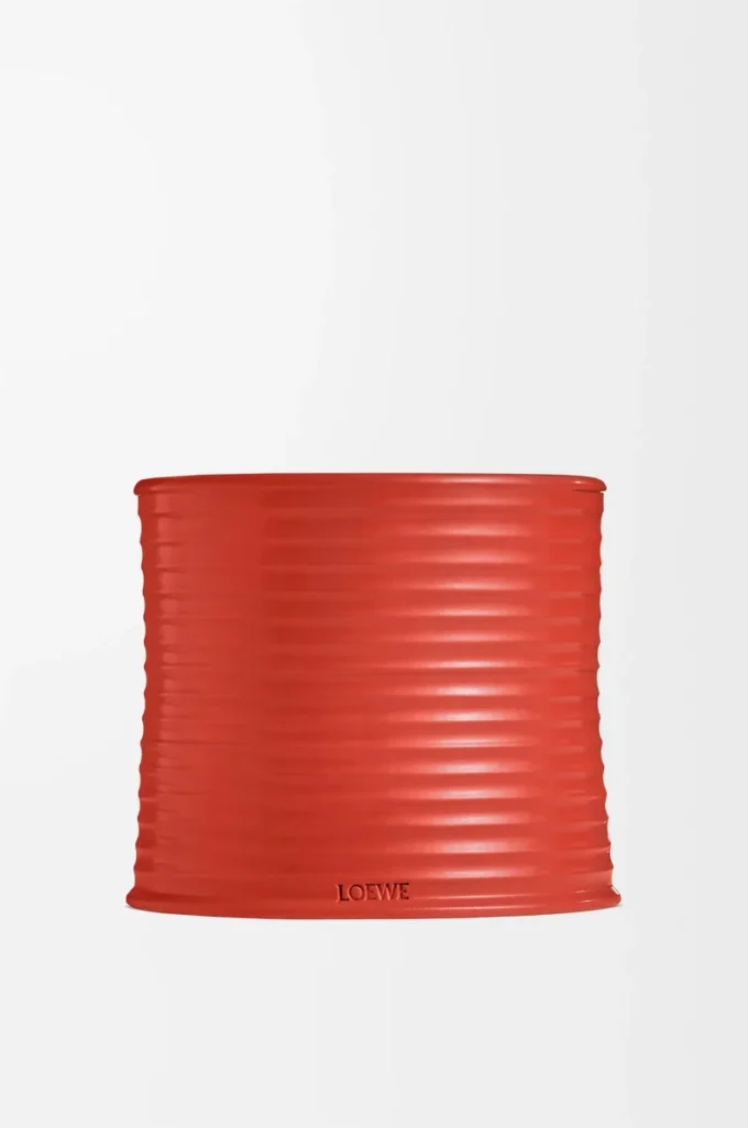 Mittlere Kerze mit Tomatenblättern, rot