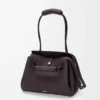 Mittlere Madrid-Tasche aus geschmeidigem genarbtem Kalbsleder Dark Ebony