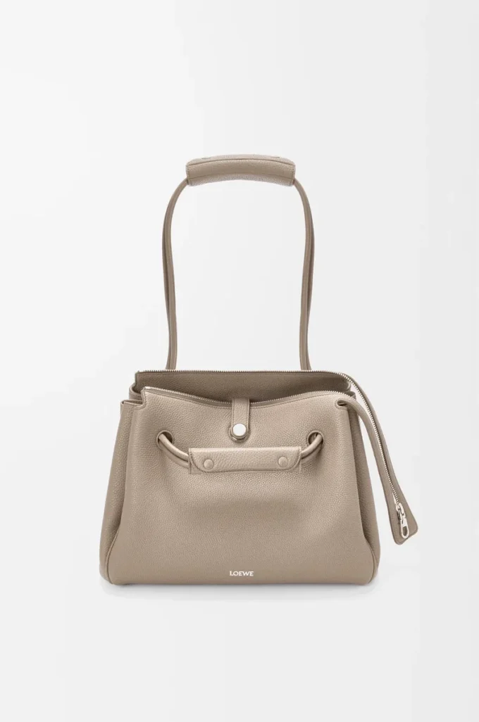 Mittlere Madrid-Tasche aus geschmeidigem genarbtem Kalbsleder in Clay