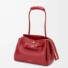 Mittlere Madrid-Tasche aus geschmeidigem Kalbsleder in Burnt Red