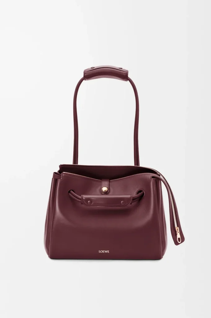 Mittlere Madrid-Tasche aus geschmeidigem Kalbsleder in Dark Burgundy
